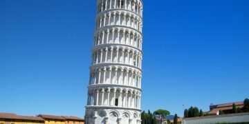 Can you go inside the Leaning Tower of Pisa?