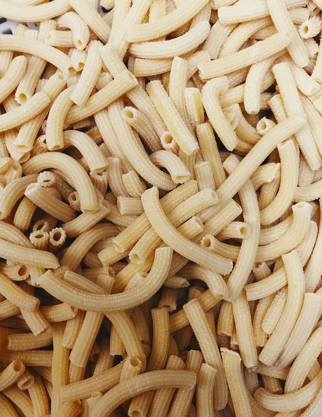 How does Tuscan bread differ from other Italian varieties?