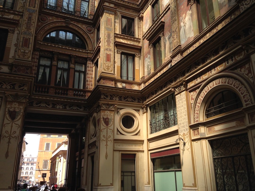 What is the significance of frescoes in Tuscan churches?
