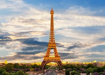How to Book Eiffel Tower Tickets Smartly + Best Way from CDG Airport