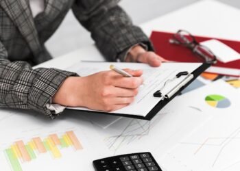 Buchhaltung und Geschäftskonto für Kleinunternehmer