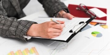 Buchhaltung und Geschäftskonto für Kleinunternehmer